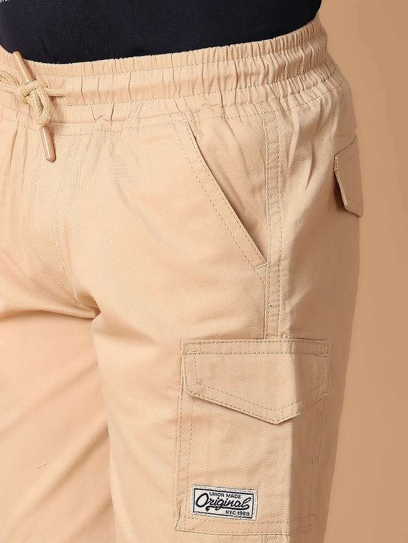 boys mid rise solid cargo shorts - 21611372 -  Standard Image - 5