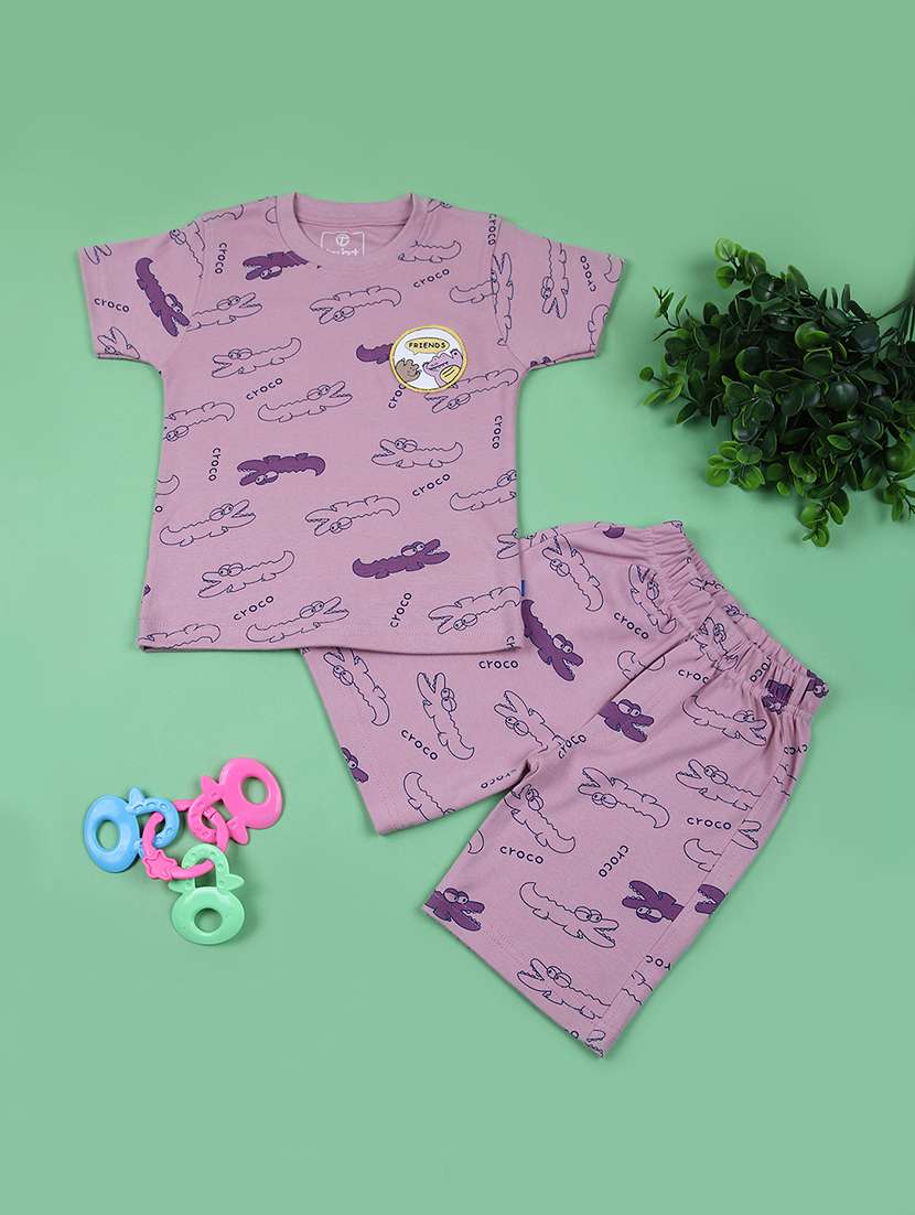 boys purple printed t-shirt & shorts set