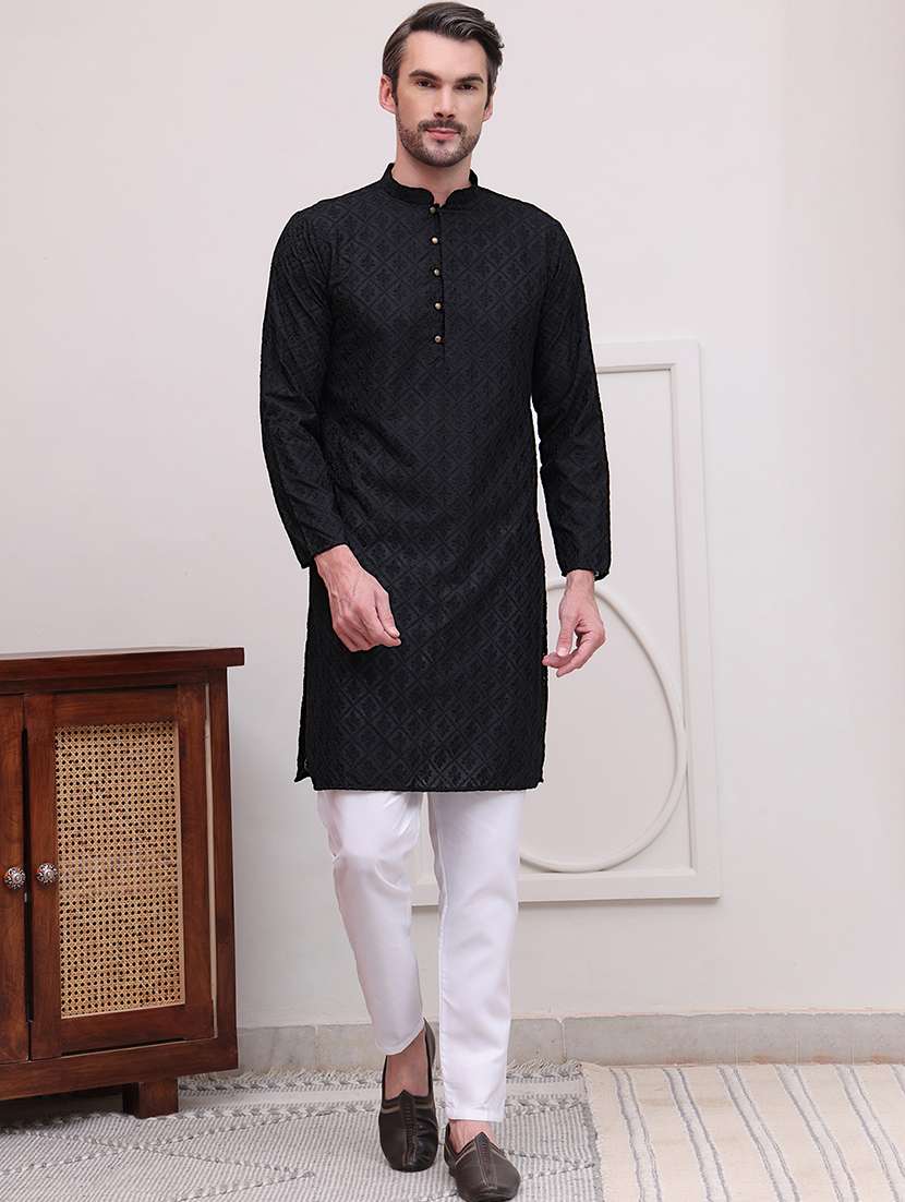 men embroidered long sleeves kurta pyjama set