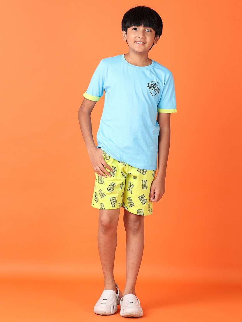 boys typography t-shirt & shorts
