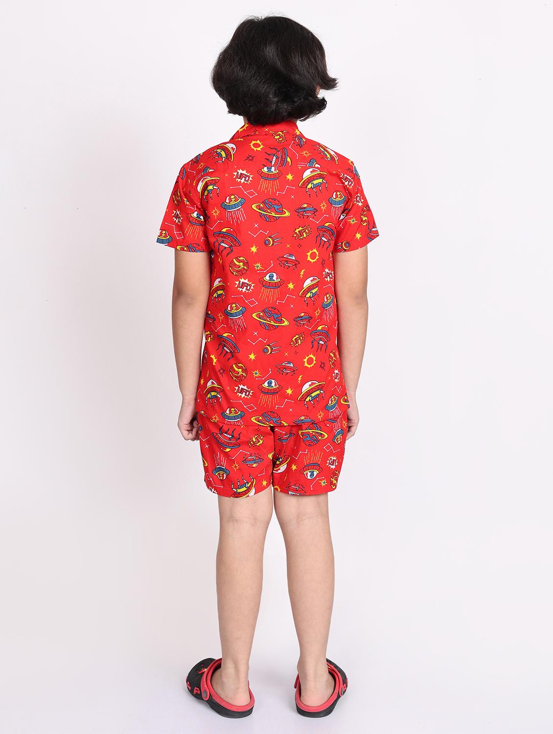 boys printed shorts co-ords set - 21613451 - Standard Image - 3