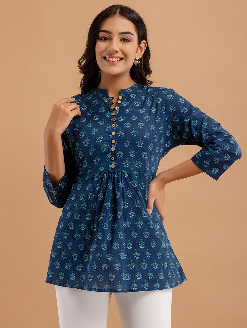 women three quarter sleeve flared kurti - 21613830 - Zoom Image - 0