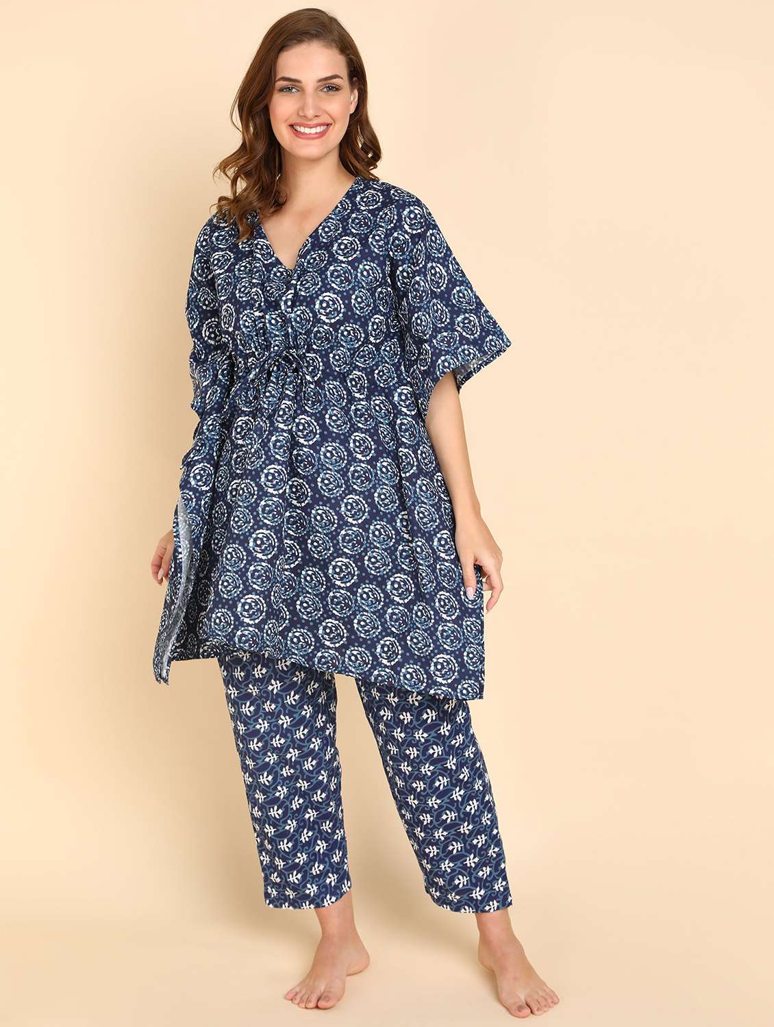 women v-neck printed nightwear set