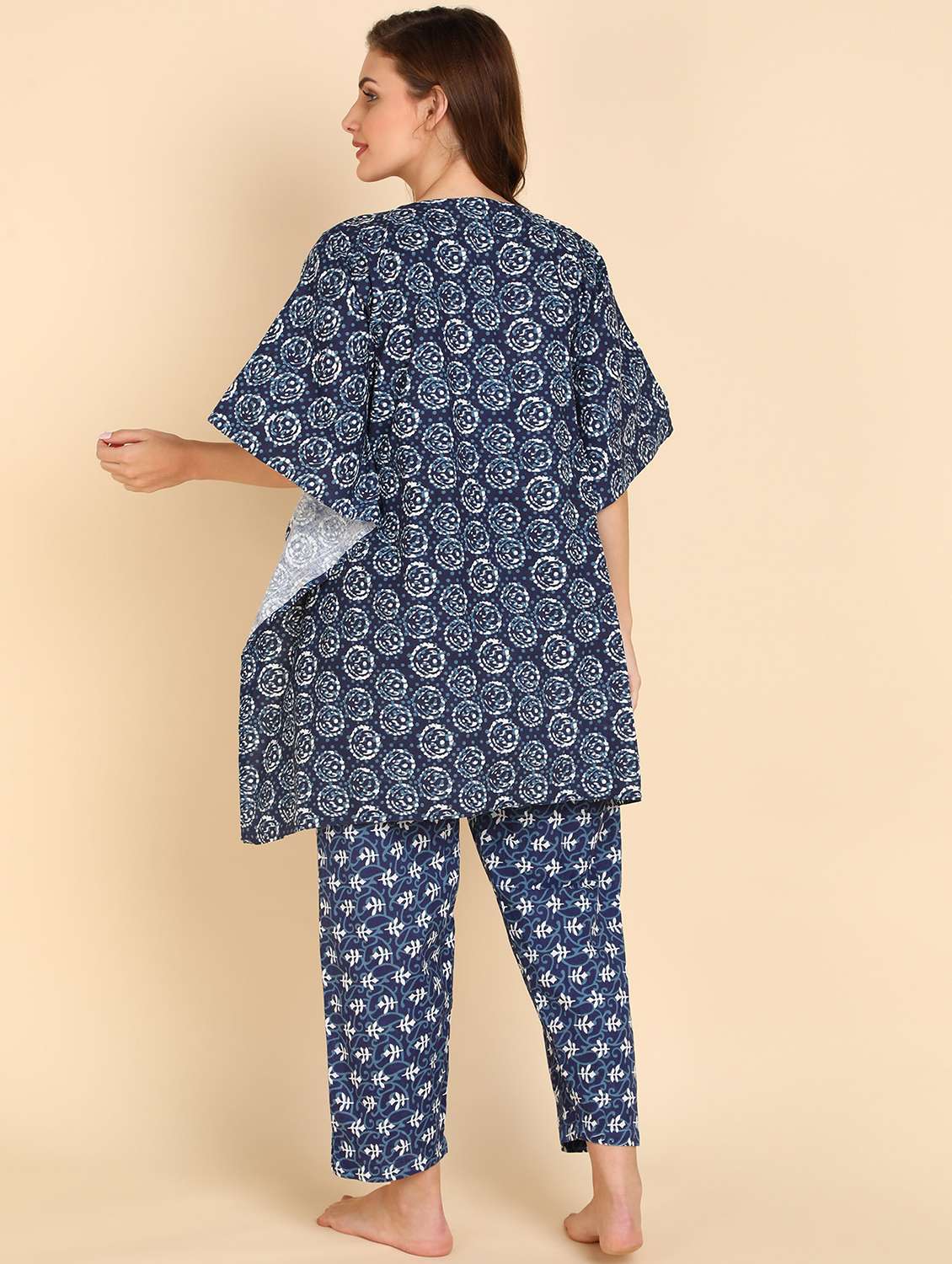 women v-neck printed nightwear set - 21614092 -  Standard Image - 3
