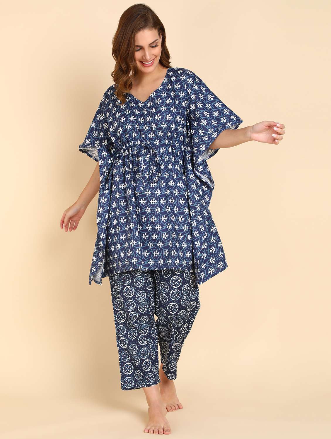 women v-neck printed nightwear set