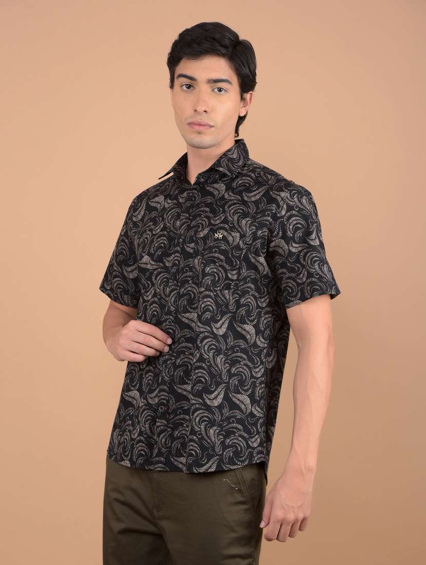 men short sleeves printed shirt