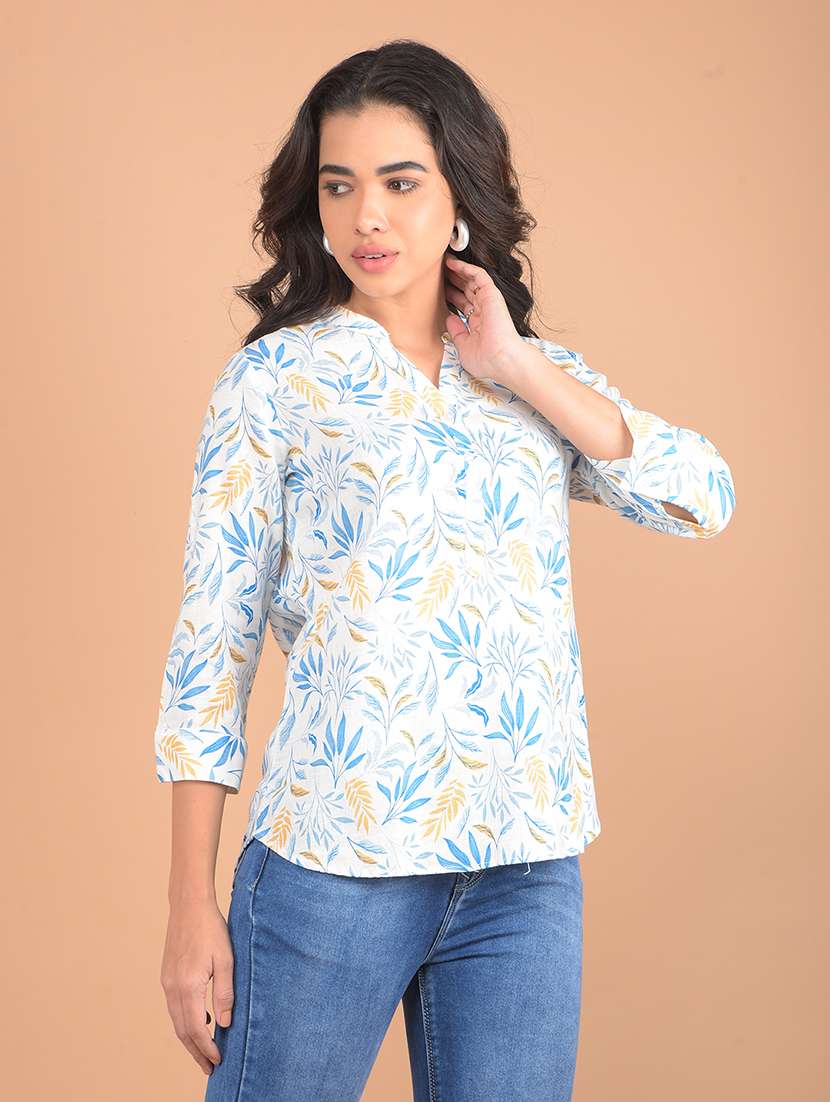 women white floral printed regular top