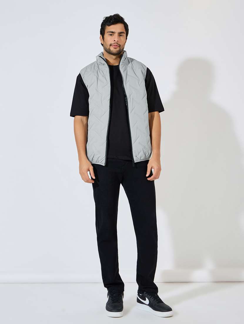 men solid sleeveless quilted jacket - 21618142 -  Standard Image - 3