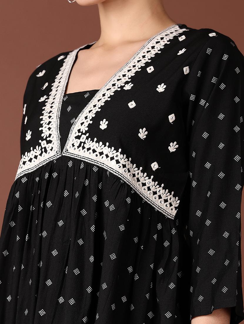 women three quarter sleeve a-line kurta - 21618704 - Standard Image - 5