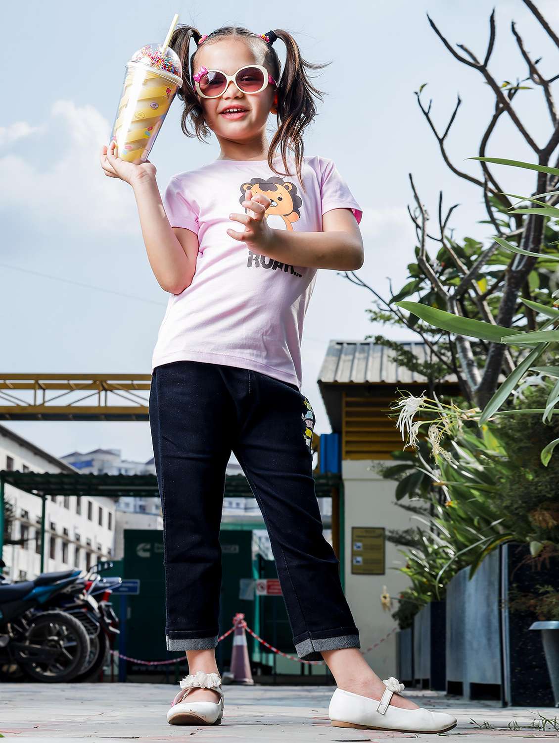 girls round neck printed short sleeves t-shirt - 21618903 - Standard Image - 5