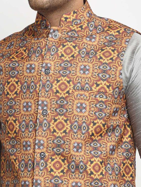 men kurta churidar with jacket ethnic wear set - 21621244 - Standard Image - 3