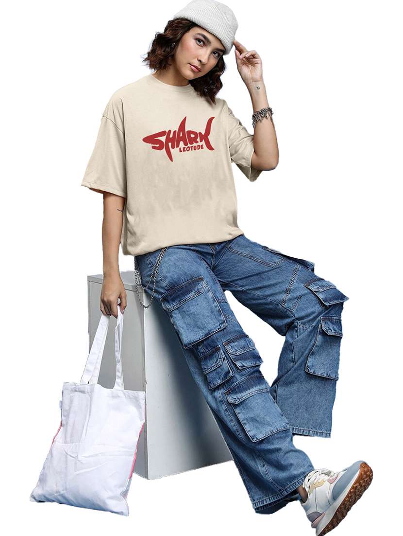 women round neck printed oversized t-shirt - 21622093 -  Standard Image - 3