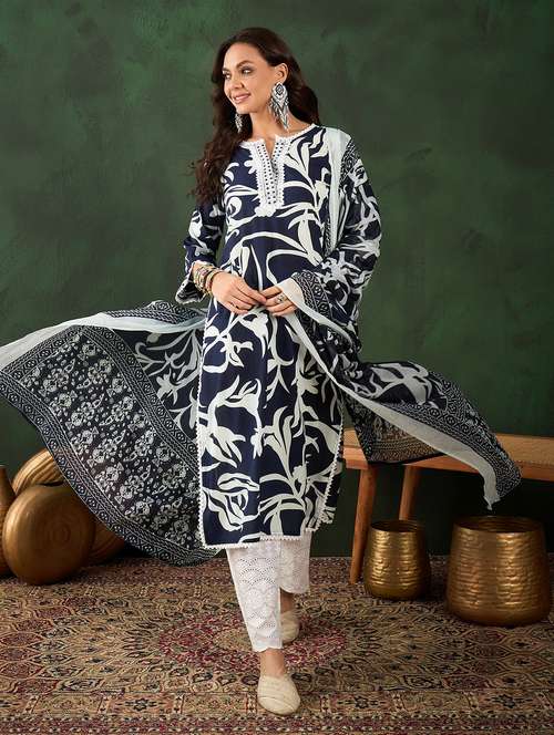 women three quarter sleeve kurta pant with dupatta set - 21622575 -  Standard Image - 0