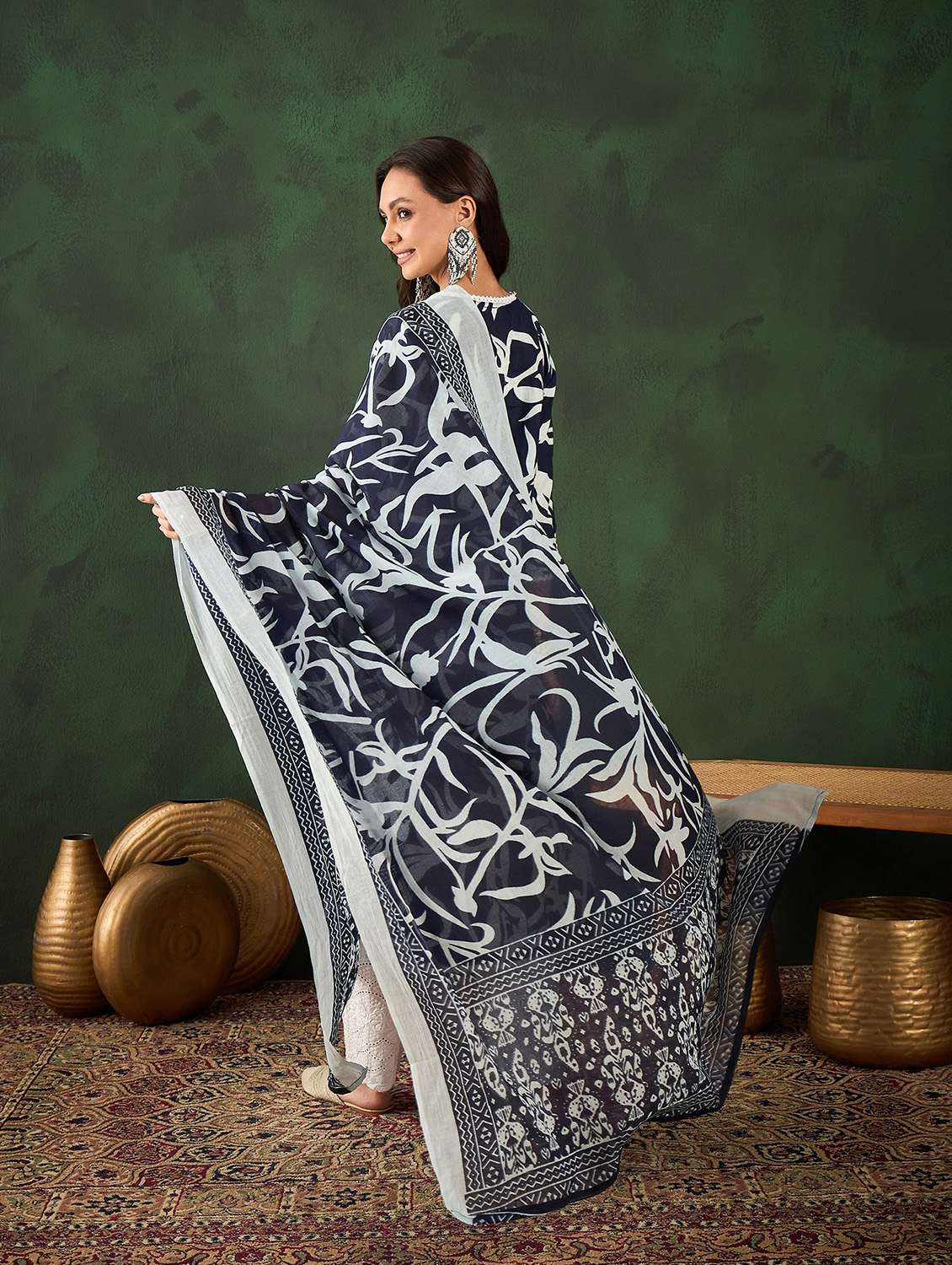 women three quarter sleeve kurta pant with dupatta set - 21622575 - Standard Image - 3