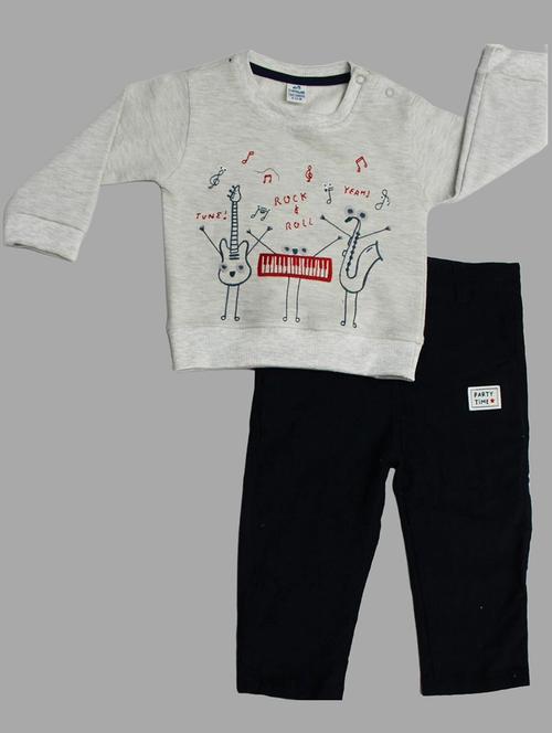 boys printed t-shirt & trouser set - 21623876 - Standard Image - 0