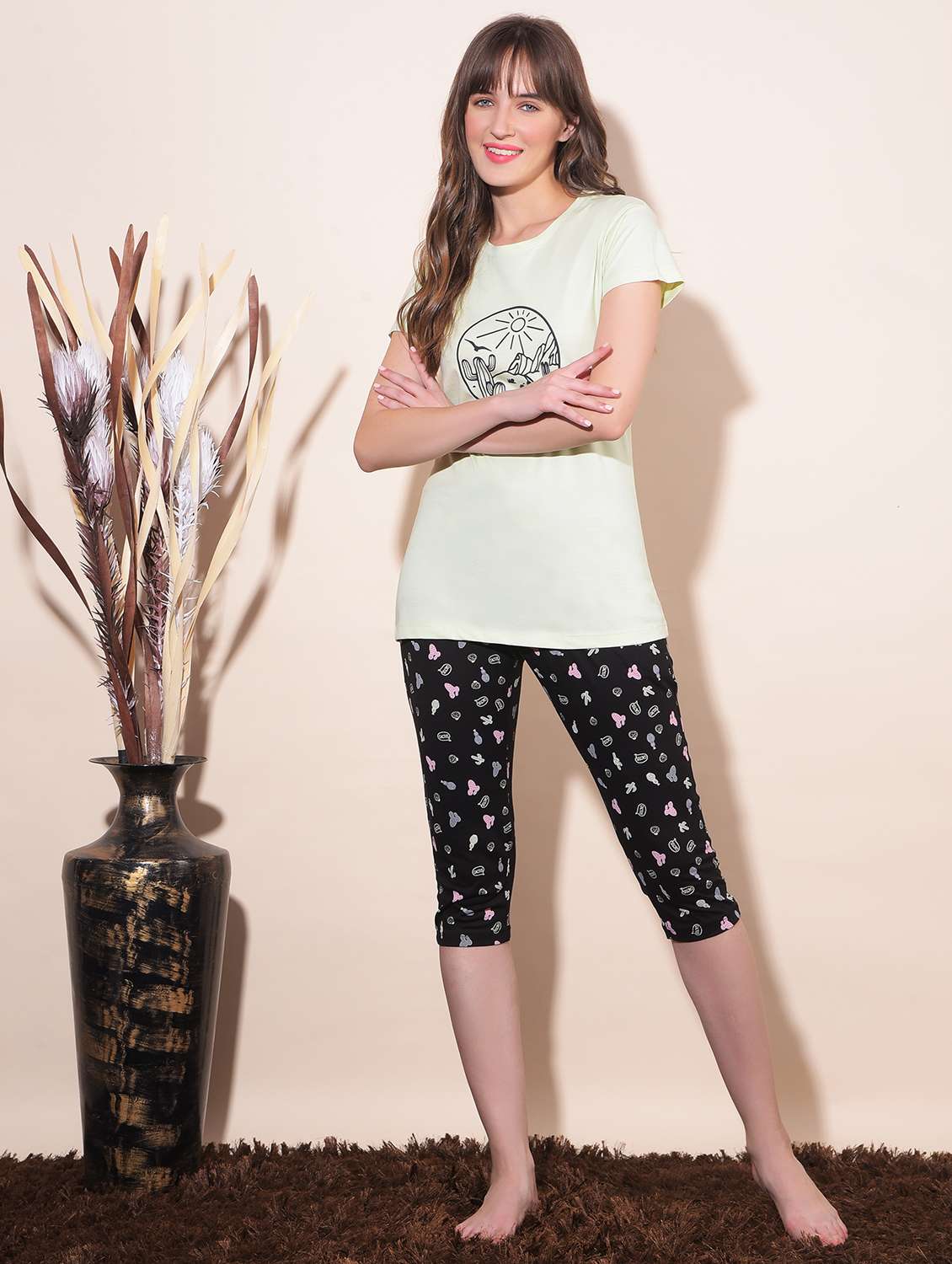 women printed capri nightwear set