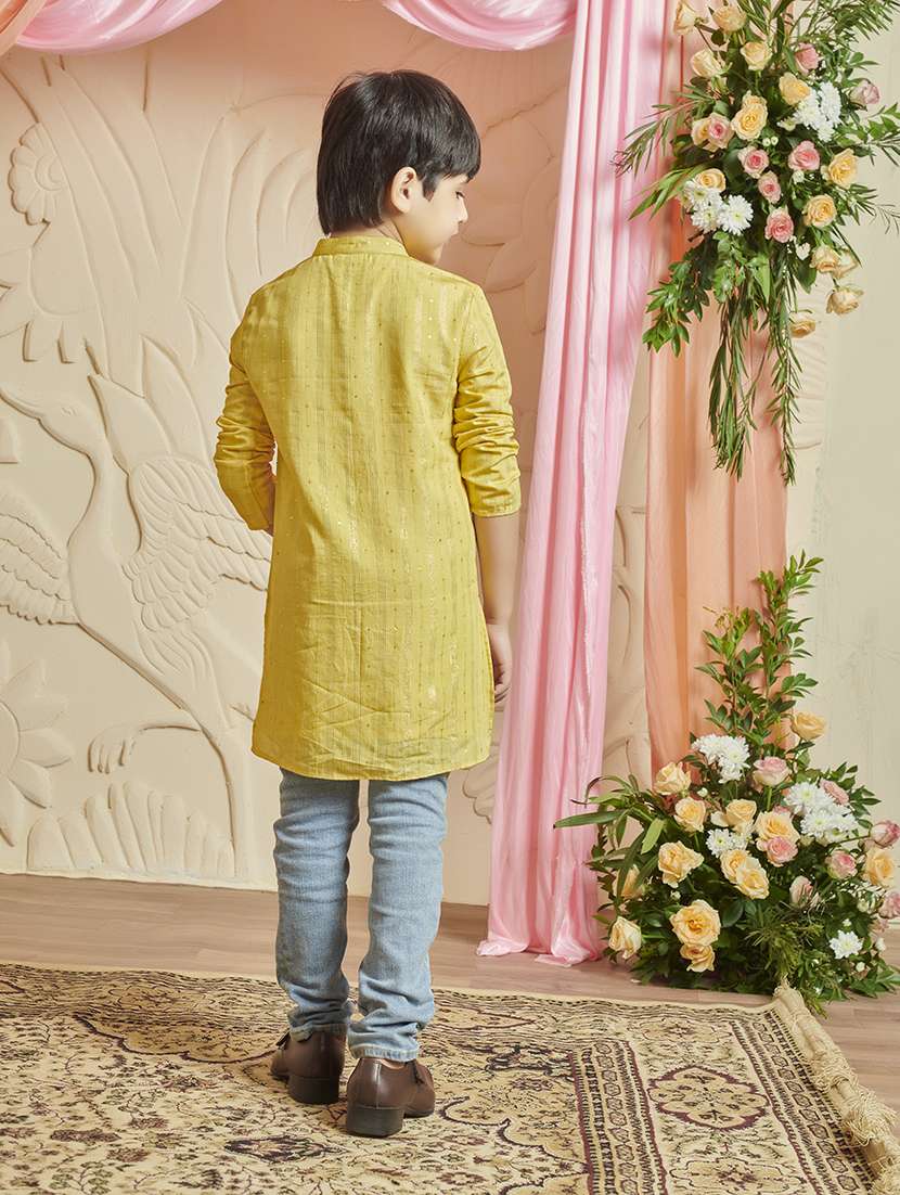 boy self design mandarin neck kurta - 21624724 - Standard Image - 3