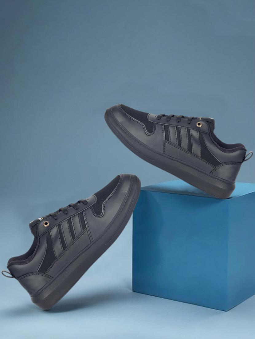 men solid lace up sneaker - 21624924 -  Zoom Image - 0