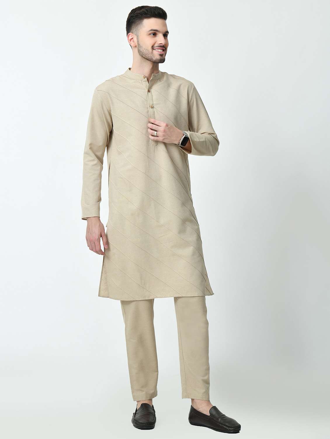 men solid long sleeves kurta - 21627053 -  Zoom Image - 0