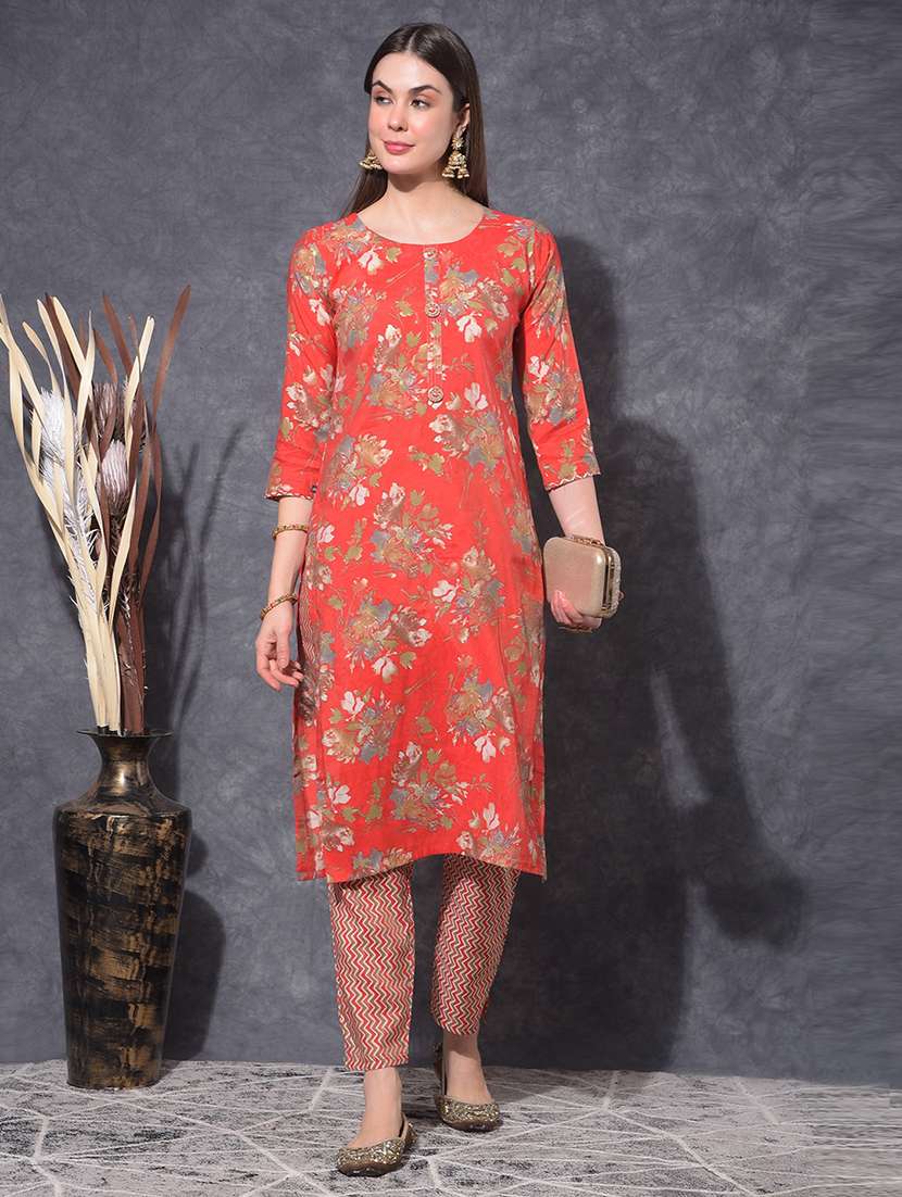 women floral three quarter sleeve kurta pant set