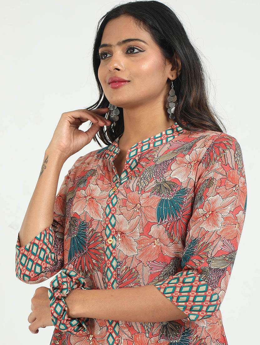 women floral three quarter sleeve kurta pant set - 21629588 -  Standard Image - 3