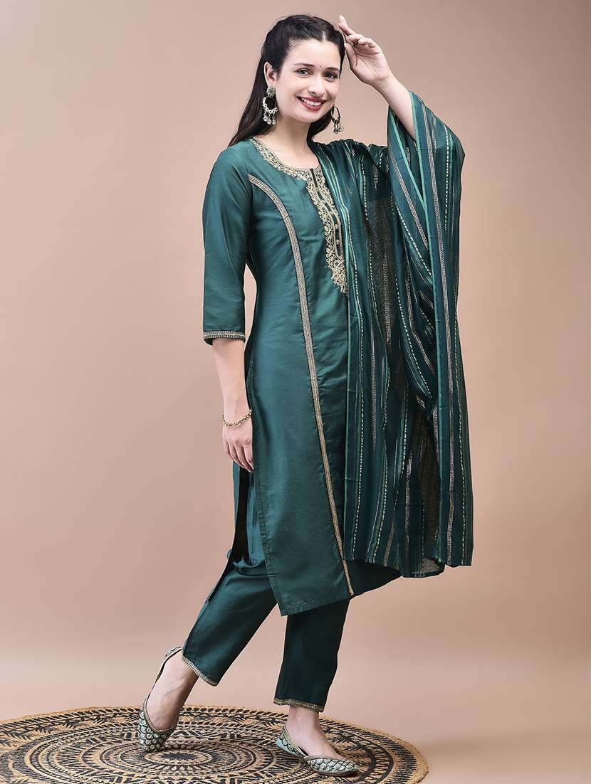 women three quarter sleeve kurta pant with dupatta set - 21629650 - Standard Image - 3