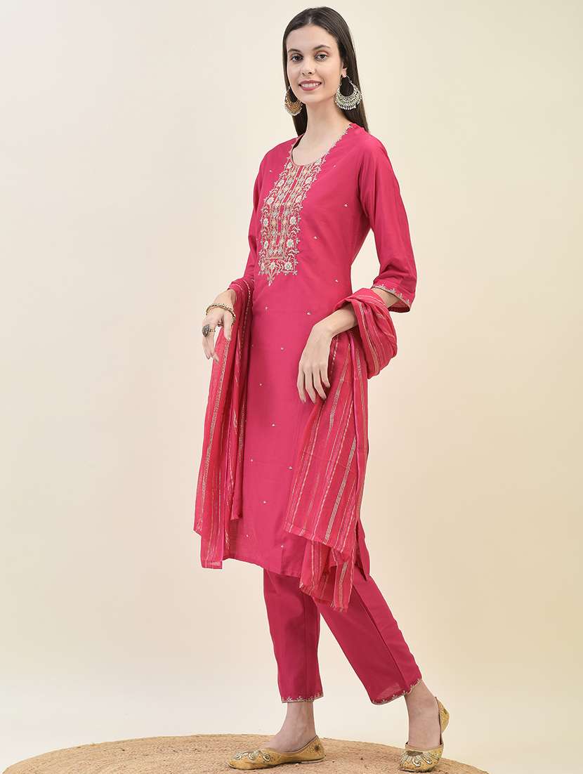 women three quarter sleeve kurta pant with dupatta set - 21629653 - Standard Image - 3