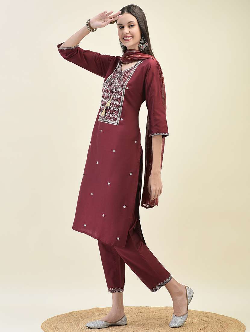 women three quarter sleeve kurta pant with dupatta set - 21629655 - Standard Image - 3