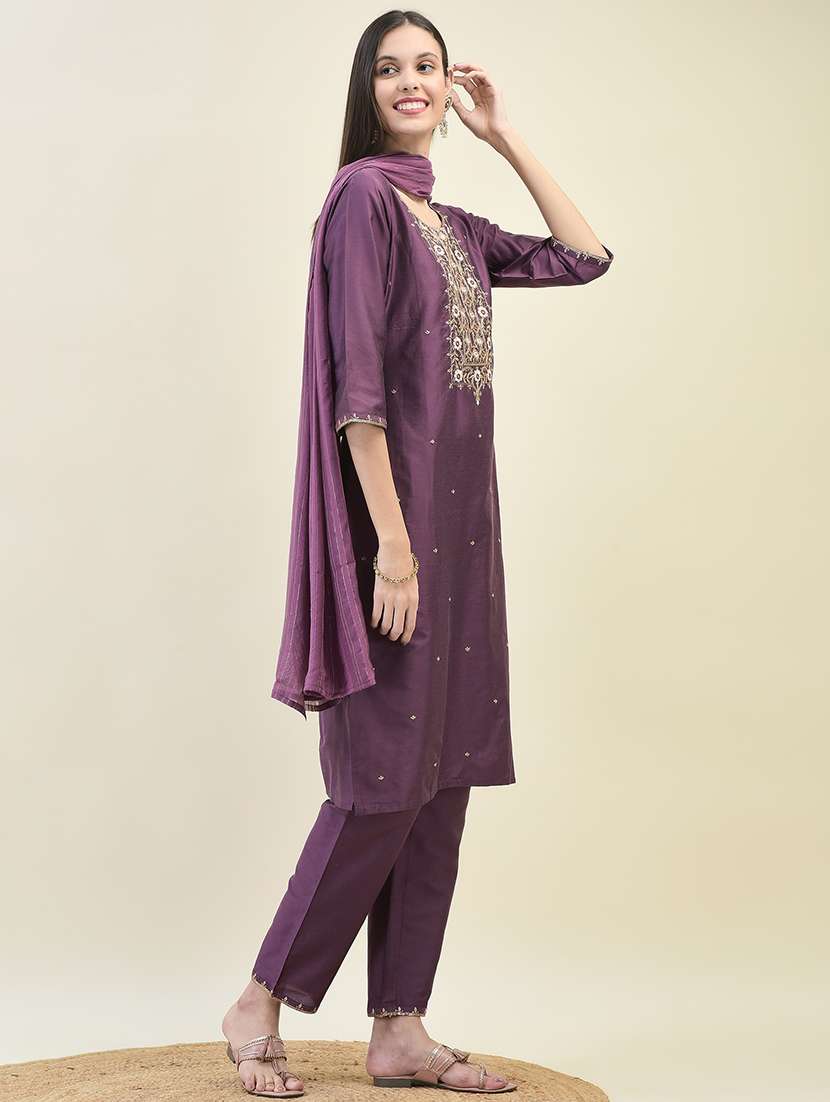 women three quarter sleeve kurta pant with dupatta set - 21629657 - Standard Image - 3