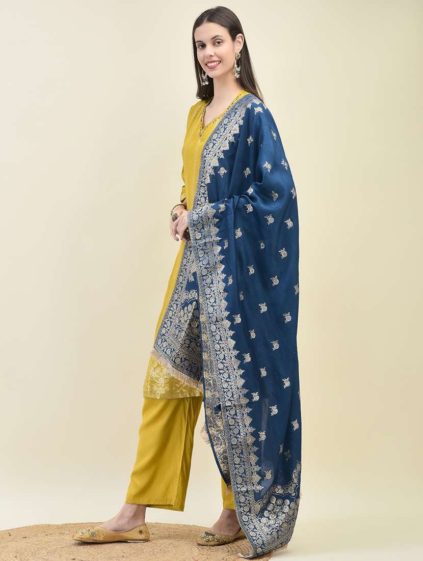 women three quarter sleeve kurta pant with dupatta set - 21629659 -  Standard Image - 3