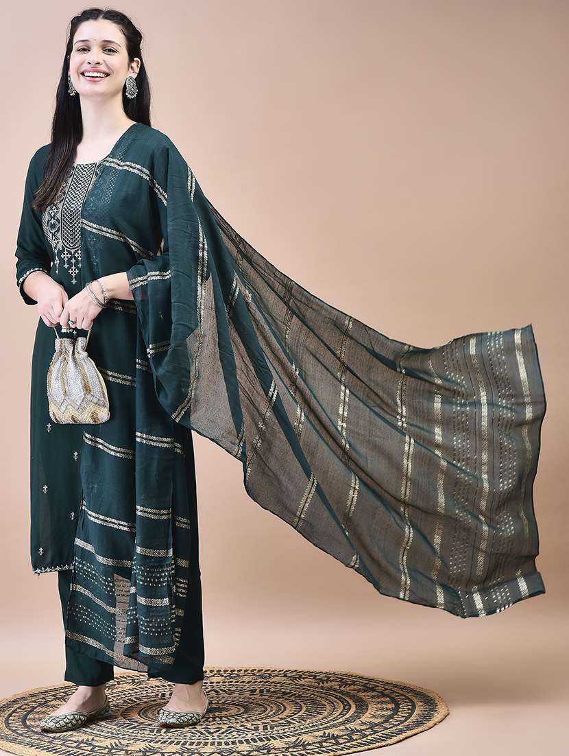 women three quarter sleeve kurta pant with dupatta set