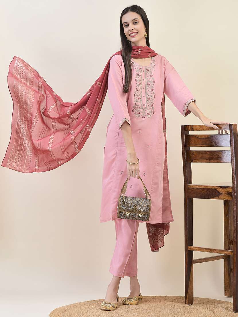 women three quarter sleeve kurta pant with dupatta set