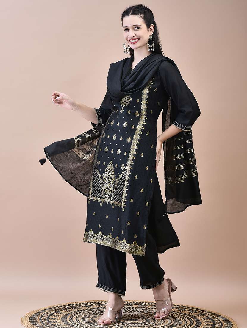 women three quarter sleeve kurta pant with dupatta set - 21629676 - Standard Image - 3