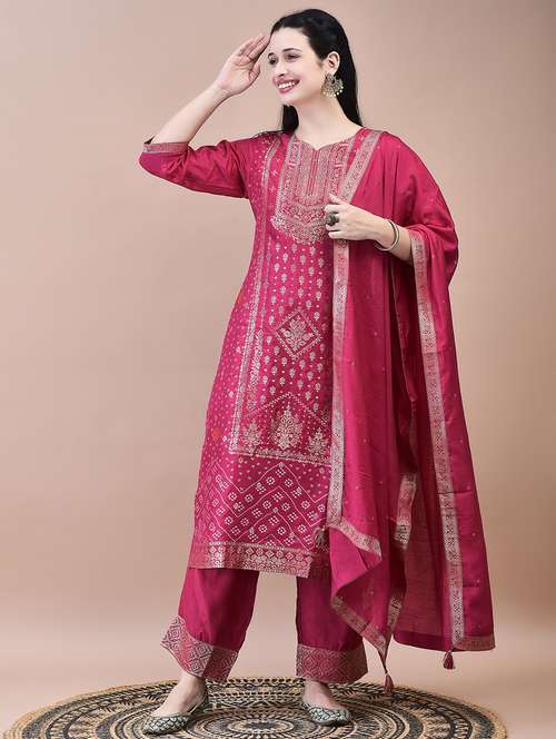 women three quarter sleeve kurta pant with dupatta set - 21629678 -  Standard Image - 0