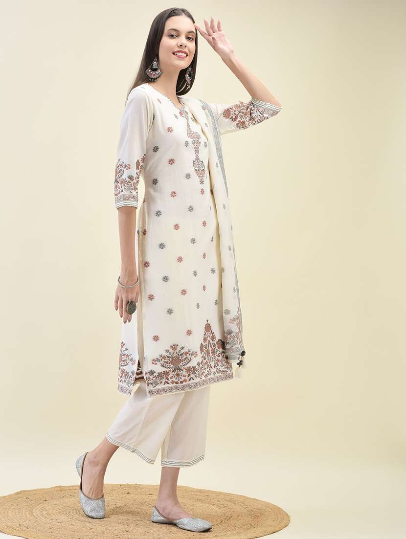 women three quarter sleeve kurta pant with dupatta set - 21629680 -  Standard Image - 3