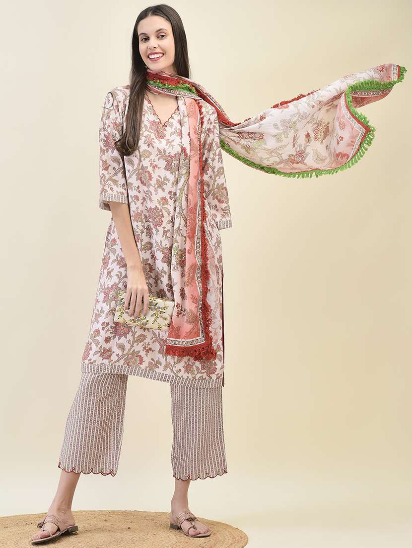 women three quarter sleeve kurta pant with dupatta set