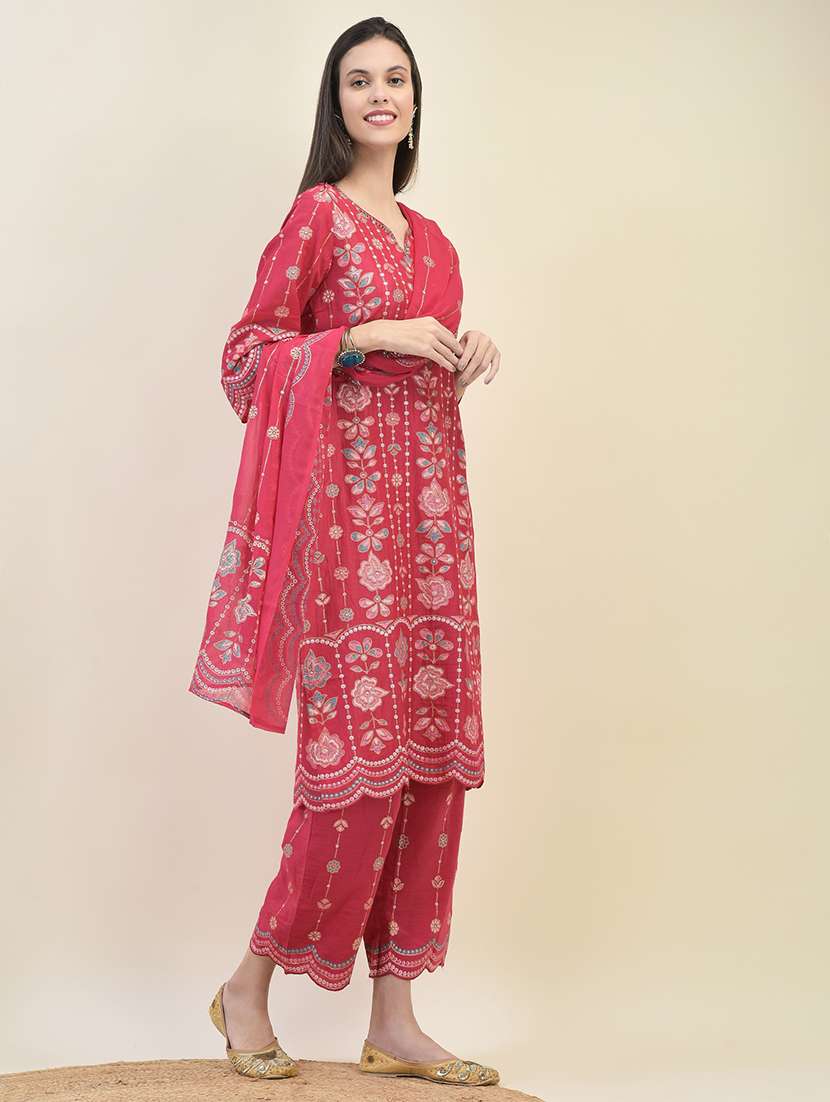 women three quarter sleeve kurta pant with dupatta set - 21629683 -  Standard Image - 3