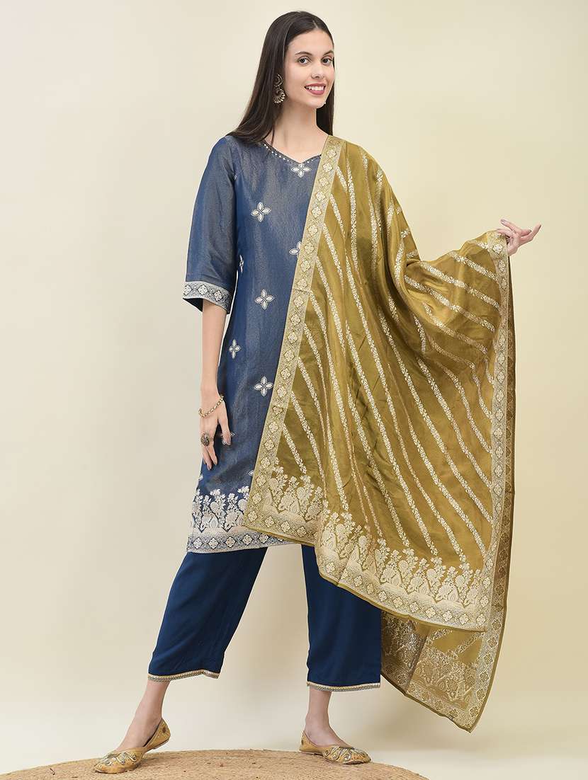 women three quarter sleeve kurta pant with dupatta set