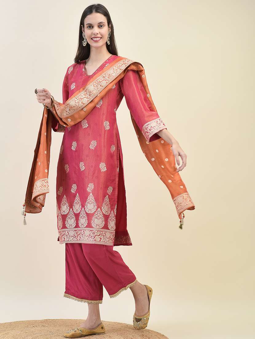 women three quarter sleeve kurta pant with dupatta set - 21629692 - Standard Image - 3