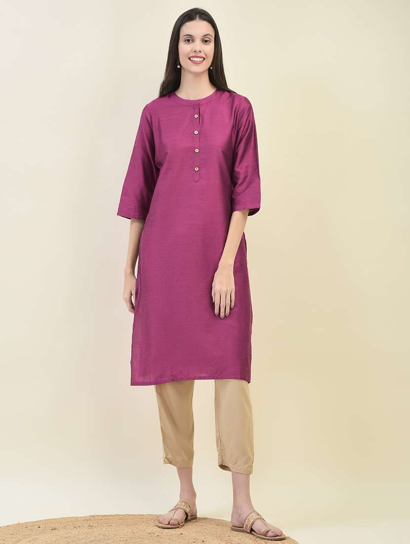 women solid three quarter sleeve straight kurta