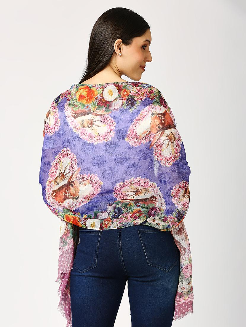 women printed everyday wrap scarf - 21631385 - Standard Image - 3