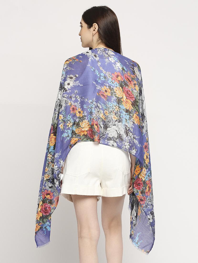 women printed everyday wrap scarf - 21631486 - Standard Image - 3