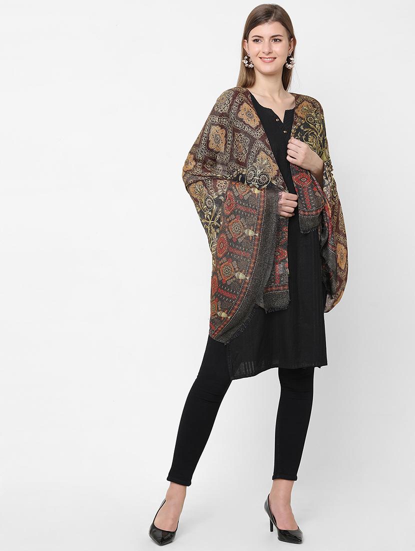women printed everyday wrap scarf - 21631538 - Standard Image - 3