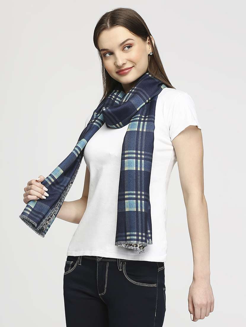 women printed everyday wrap scarf - 21631544 -  Standard Image - 3