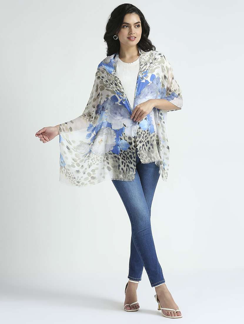 women printed everyday wrap scarf - 21631560 -  Standard Image - 3