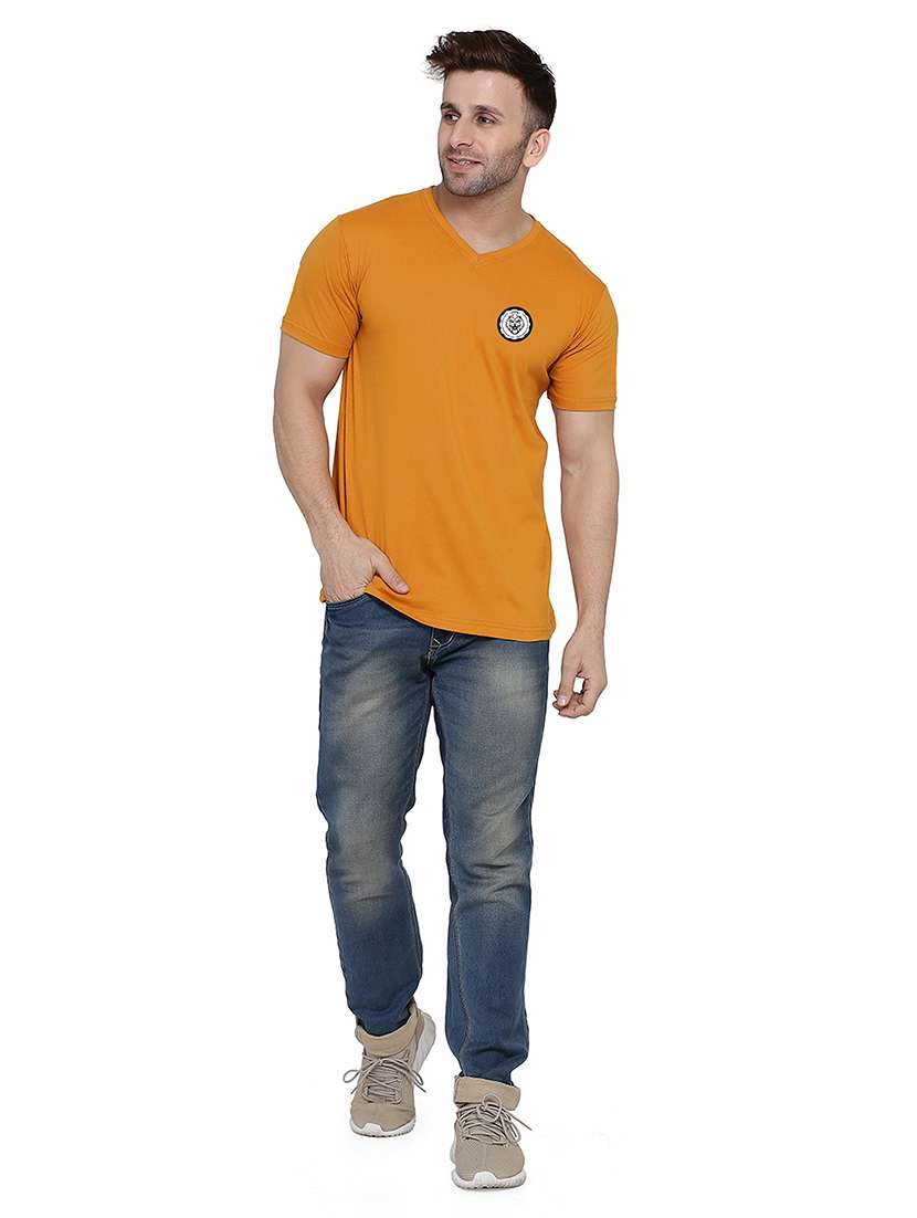 men slim fit placement printed v neck short sleeve t-shirt - 21631963 - Standard Image - 3