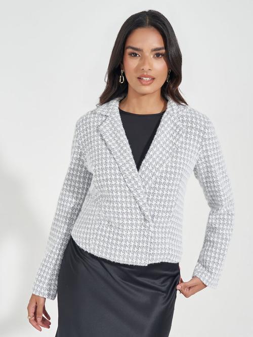 women lapel collar self design casual blazer - 21632027 - Standard Image - 0