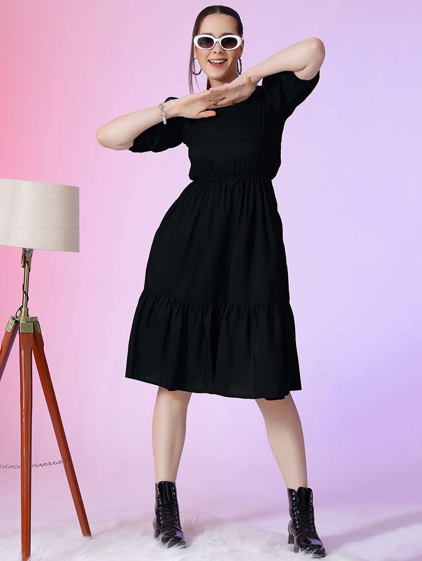 women solid puff sleeve tiered dress - 21632145 - Zoom Image - 0