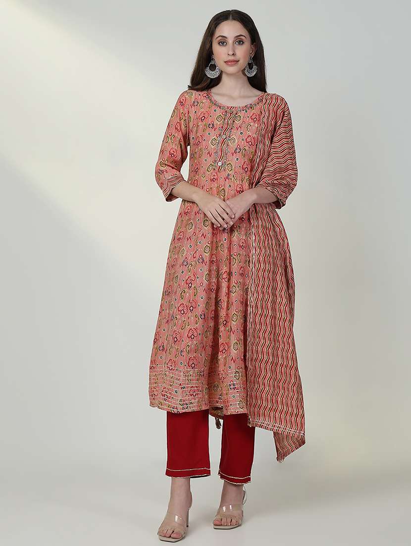 women three quarter sleeve anarkali kurta pant with dupatta set - 21632720 - Zoom Image - 0