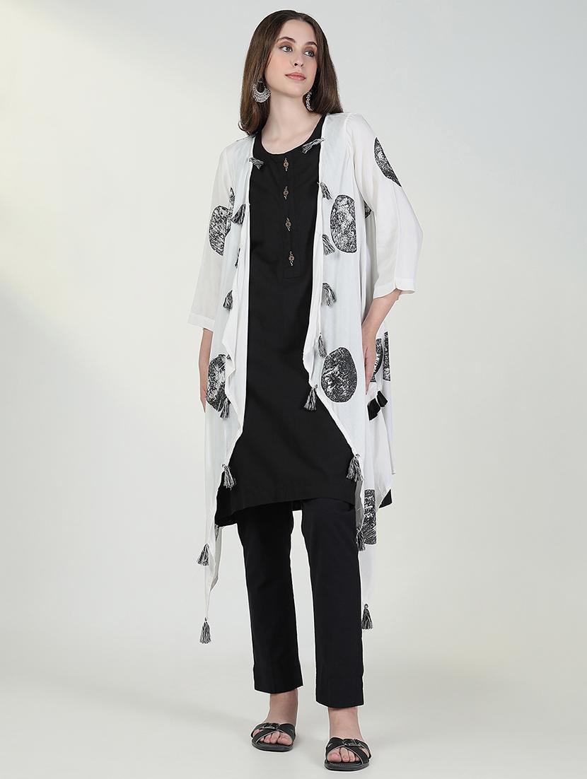 women black solid sleeveless kurta with jacket - 21632729 -  Zoom Image - 0